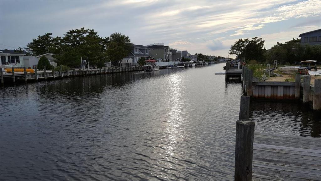 Stunning Home In Loveladies With 3 Bedrooms And Internet Barnegat Light ภายนอก รูปภาพ